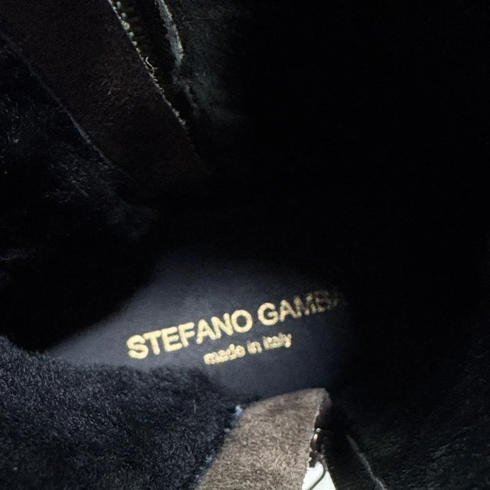 Stefano Gamba gorgeous neutral